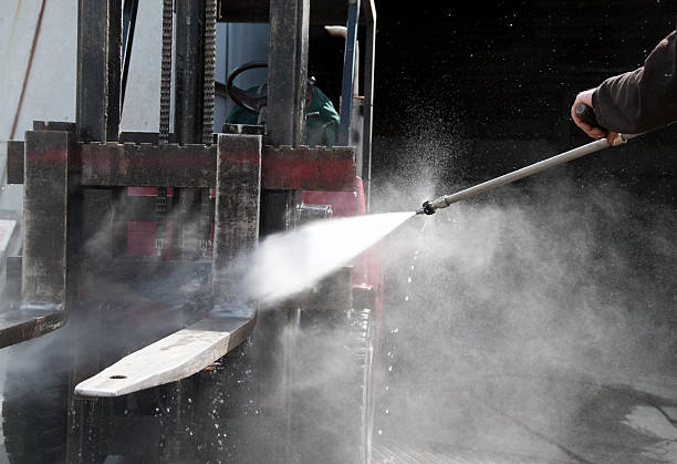 Best Soft Washing for Delicate Surfaces in Woodward, IA