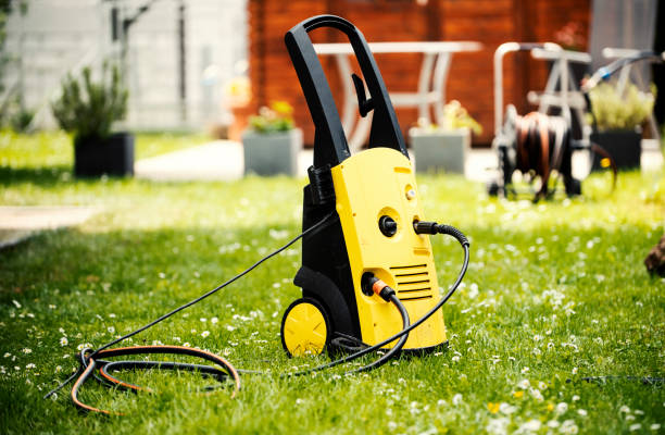 Best Graffiti Removal Services in Woodward, IA